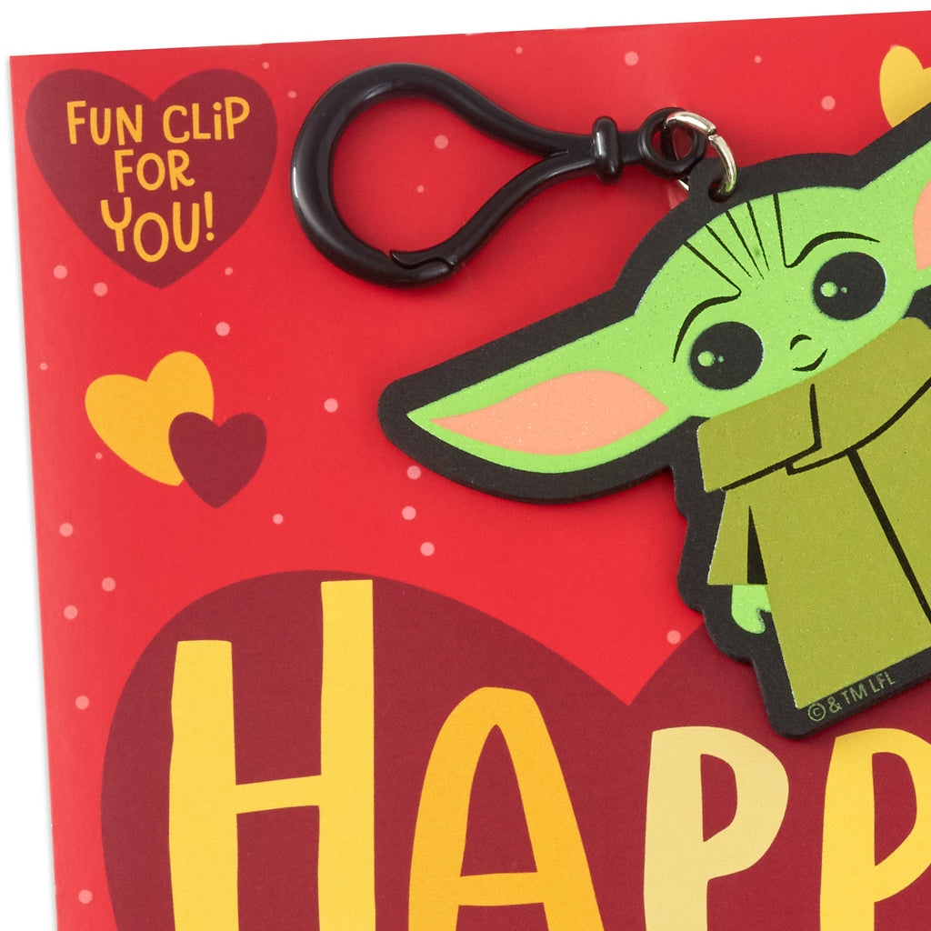 Star Wars Valentines Day Card for Kid with Removable Backpack Clip (Baby Yoda)